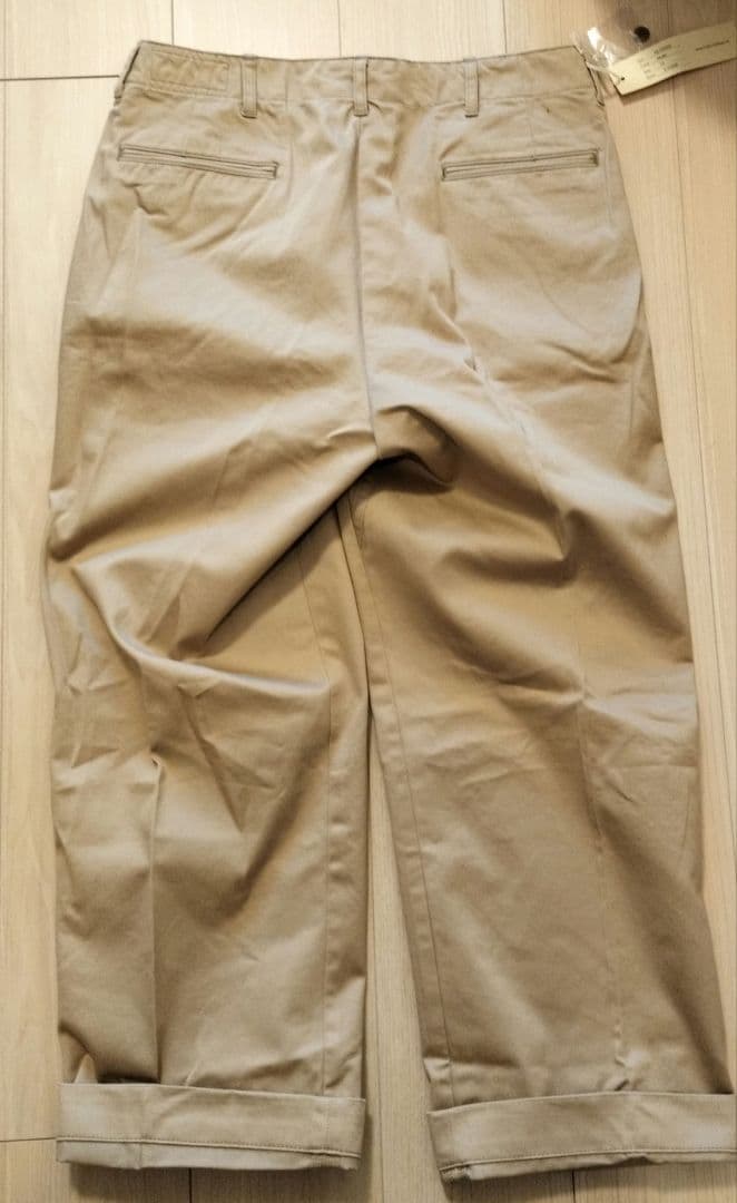 新品TROPHY CLOTHING チノパン 32サイズ ベージュ