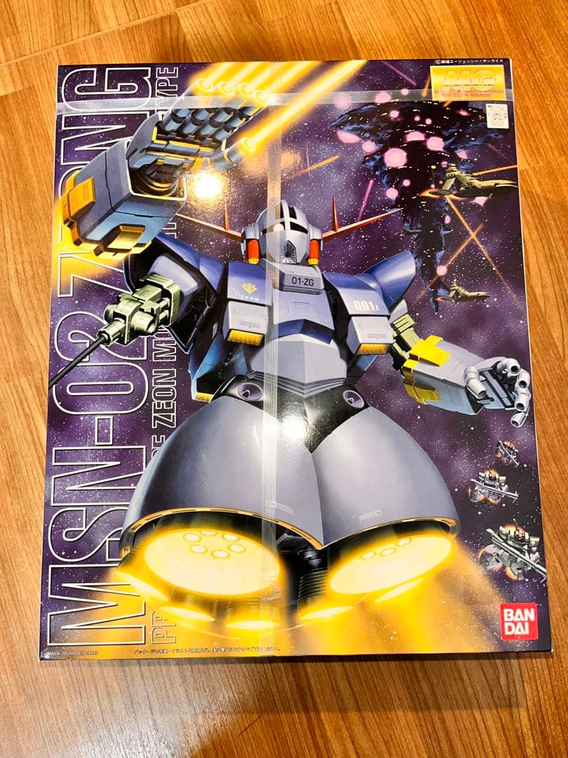 BANDAI MSN-02 ガンプラ 1/100