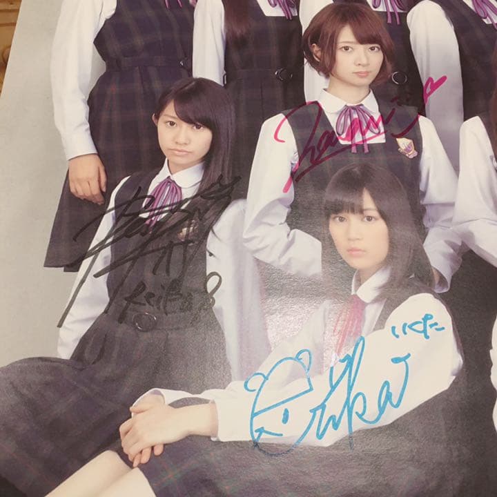 乃木坂46 制服のマネキン　直筆サイン入りポスター