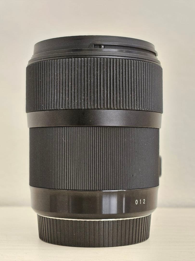 SIGMA 35mm F1.4 DG HSM ART レンズ シグマ　単焦点