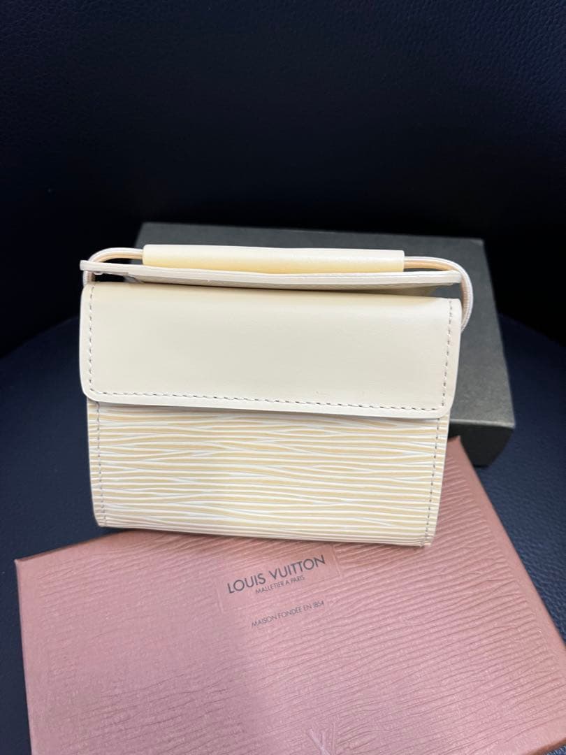 Louis Vuitton レザー 三つ折り財布