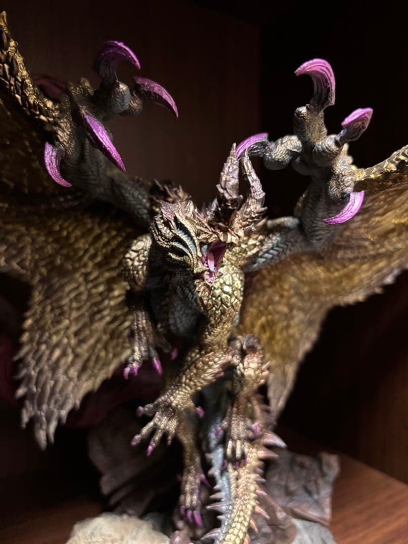 【本体写真あり】　モンスターハンター　クリエイターズモデル　シャガルマガラ