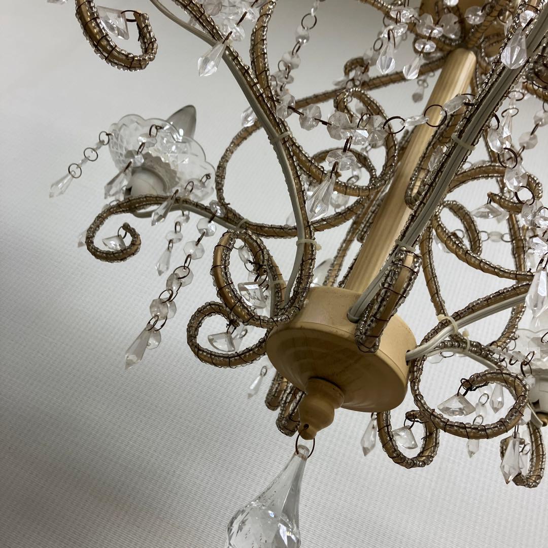 ガラス製 ホワイト シャンデリア 6灯 クリスタル ビーズ 装飾 ライト