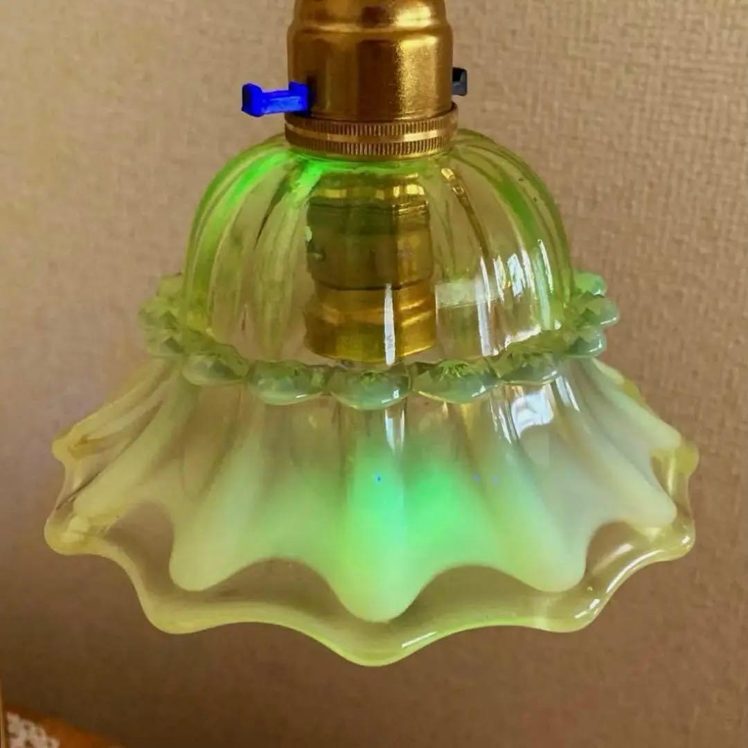 ヴァセリンガラス　【John Walsh】　シェードとランプスタンド　☆専用☆