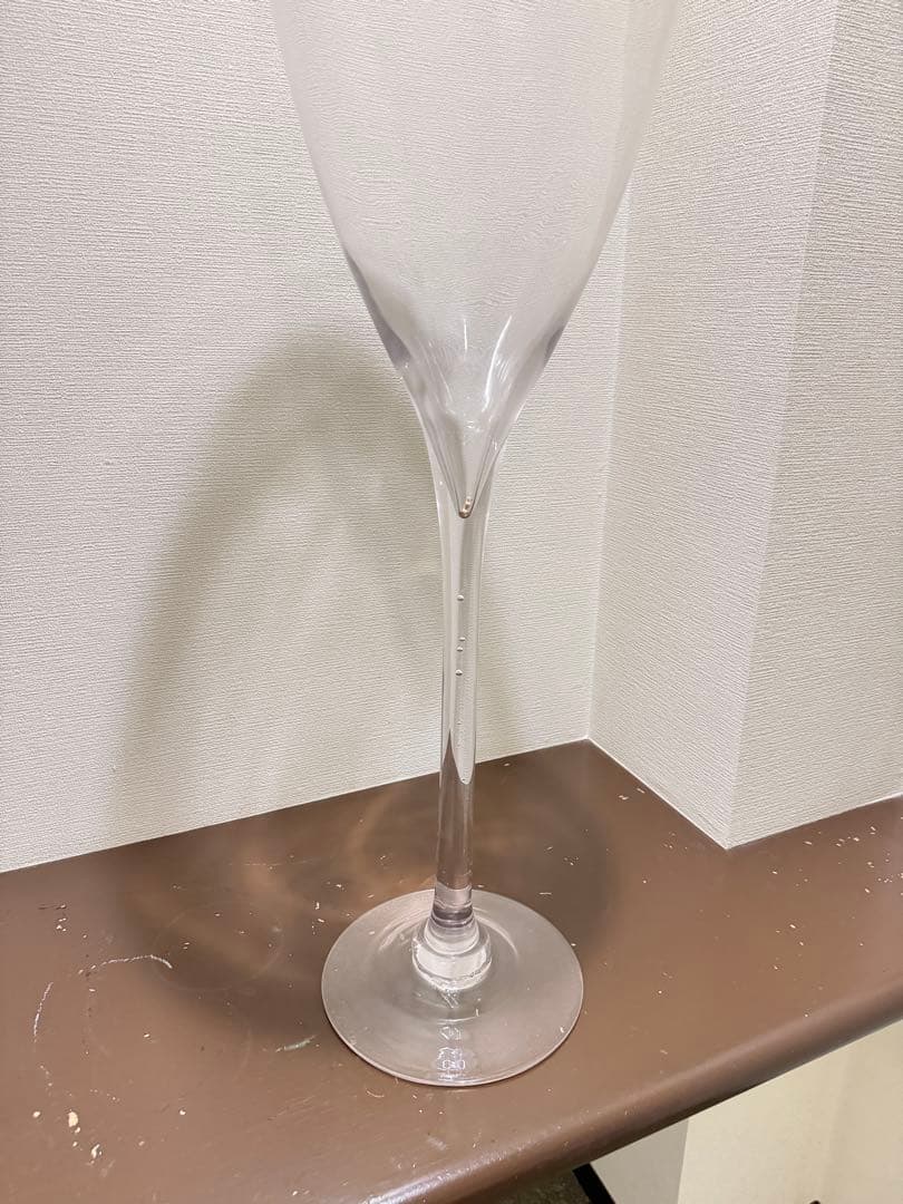巨大シャンパングラス　店舗イベント　花瓶　インテリア　デカ盛りパーティー風水