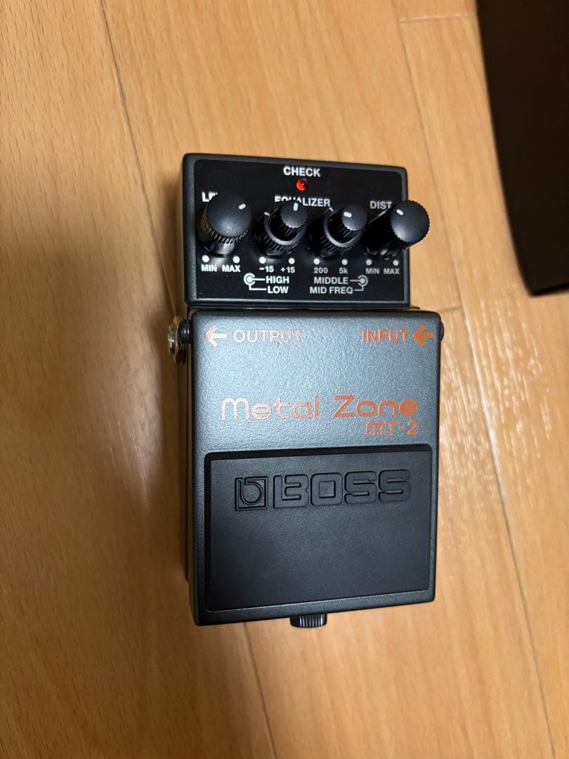 【美品】BOSS l Zone MT-2 ギターエフェクター
