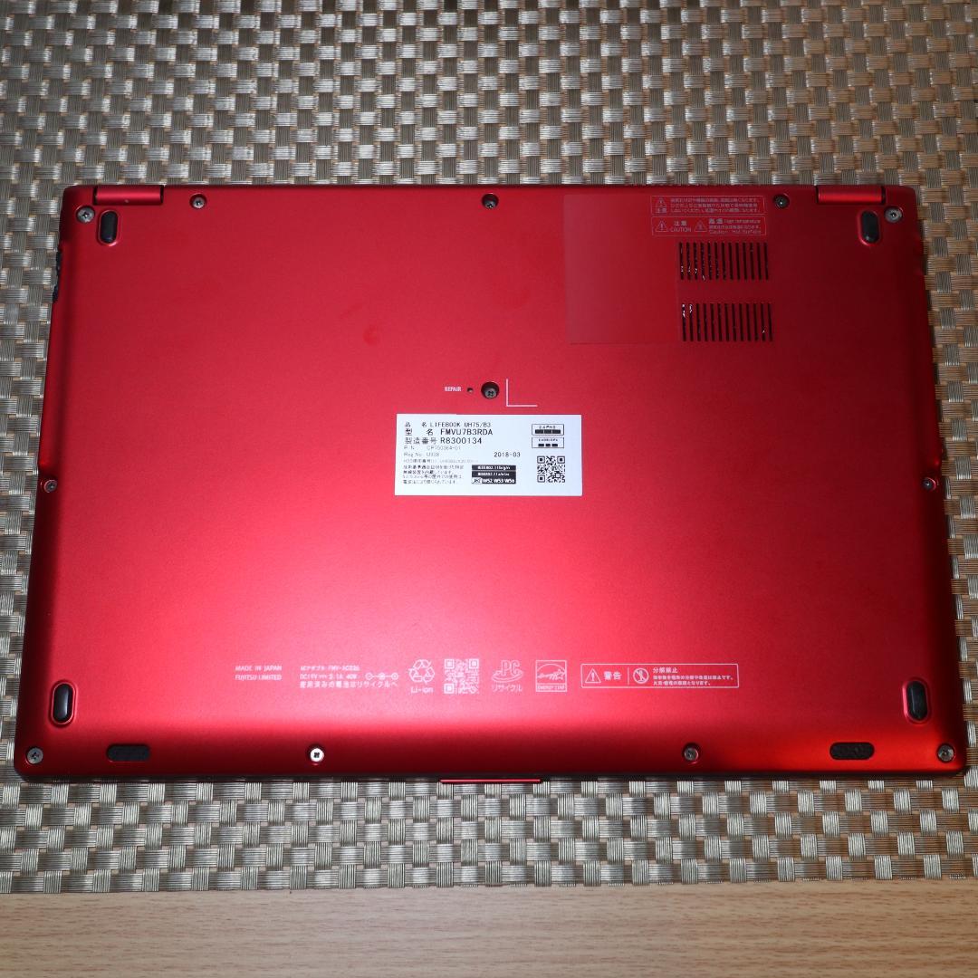 小型Win11公式対応8世代i7/SSD512G/メ12G/無線/カメラ/FHD