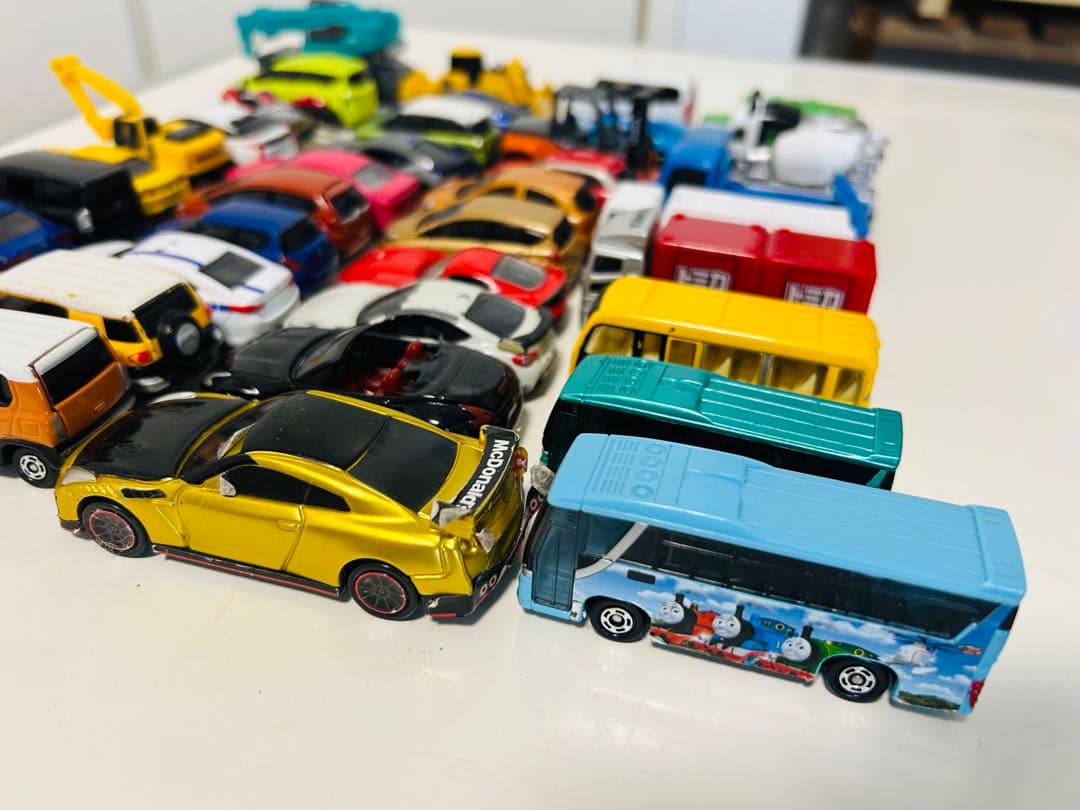 トミカ　まとめ売り39台