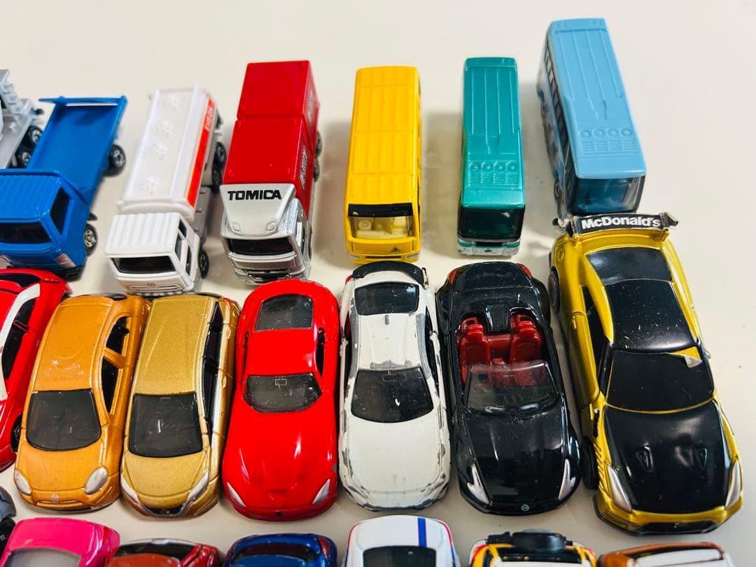 トミカ　まとめ売り39台