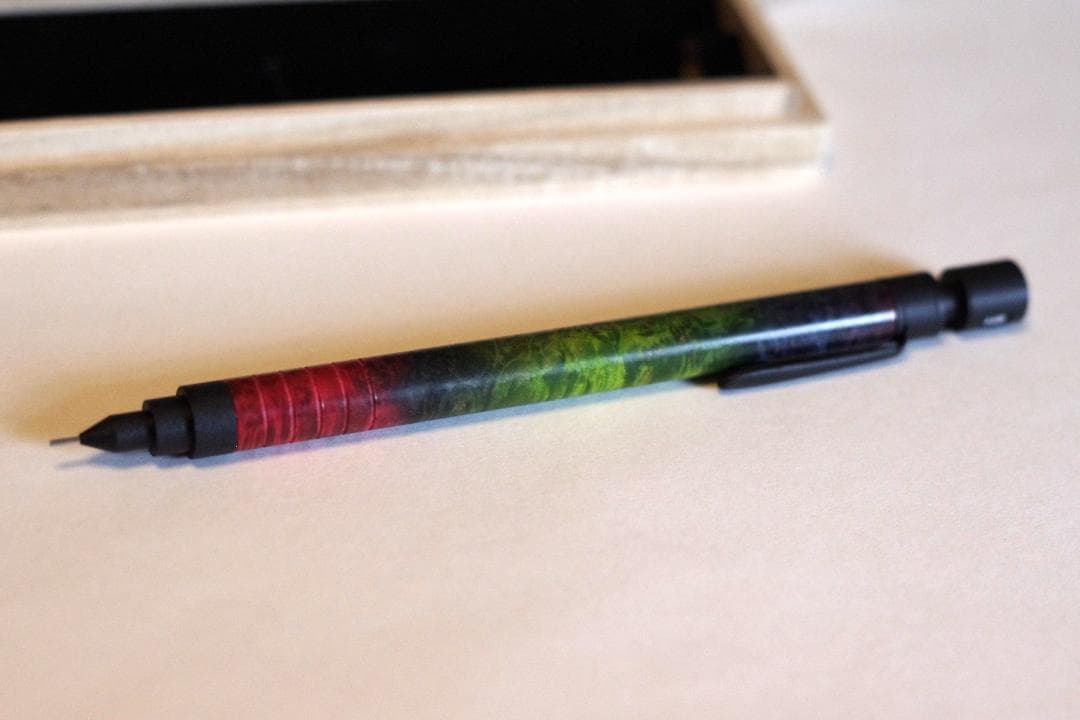 マーベラスウッド シャープペンシル メープル瘤（スタビライズドウッド）