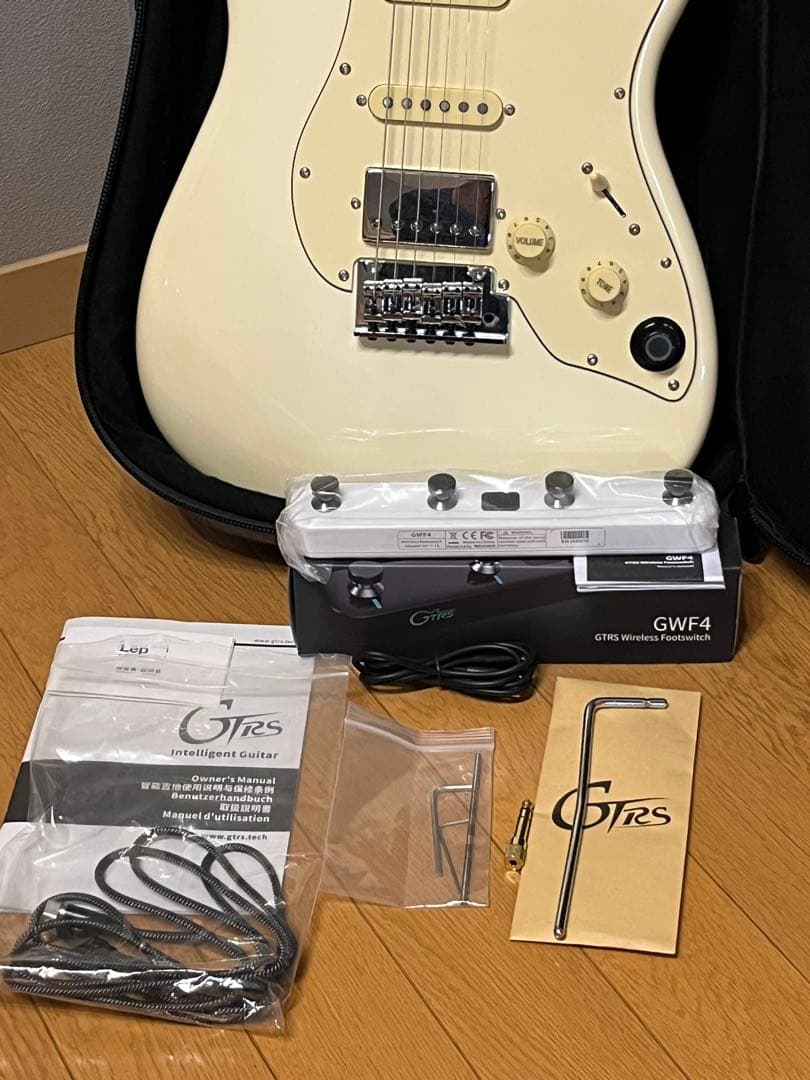 Mooer GTRS エレキギター