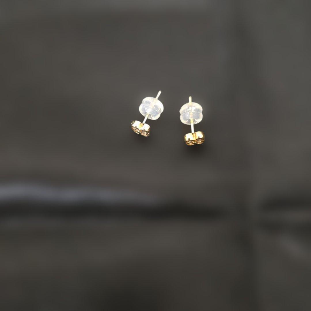 K18 & K18WG シンメトリー花形ダイアモンドスタッドピアス✨