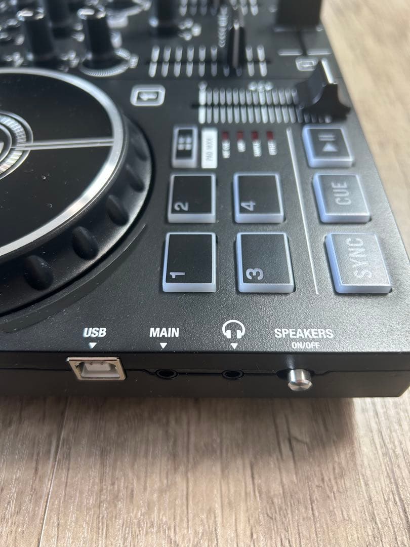 【購入者決定済】Numark Party Mix DJコントローラー