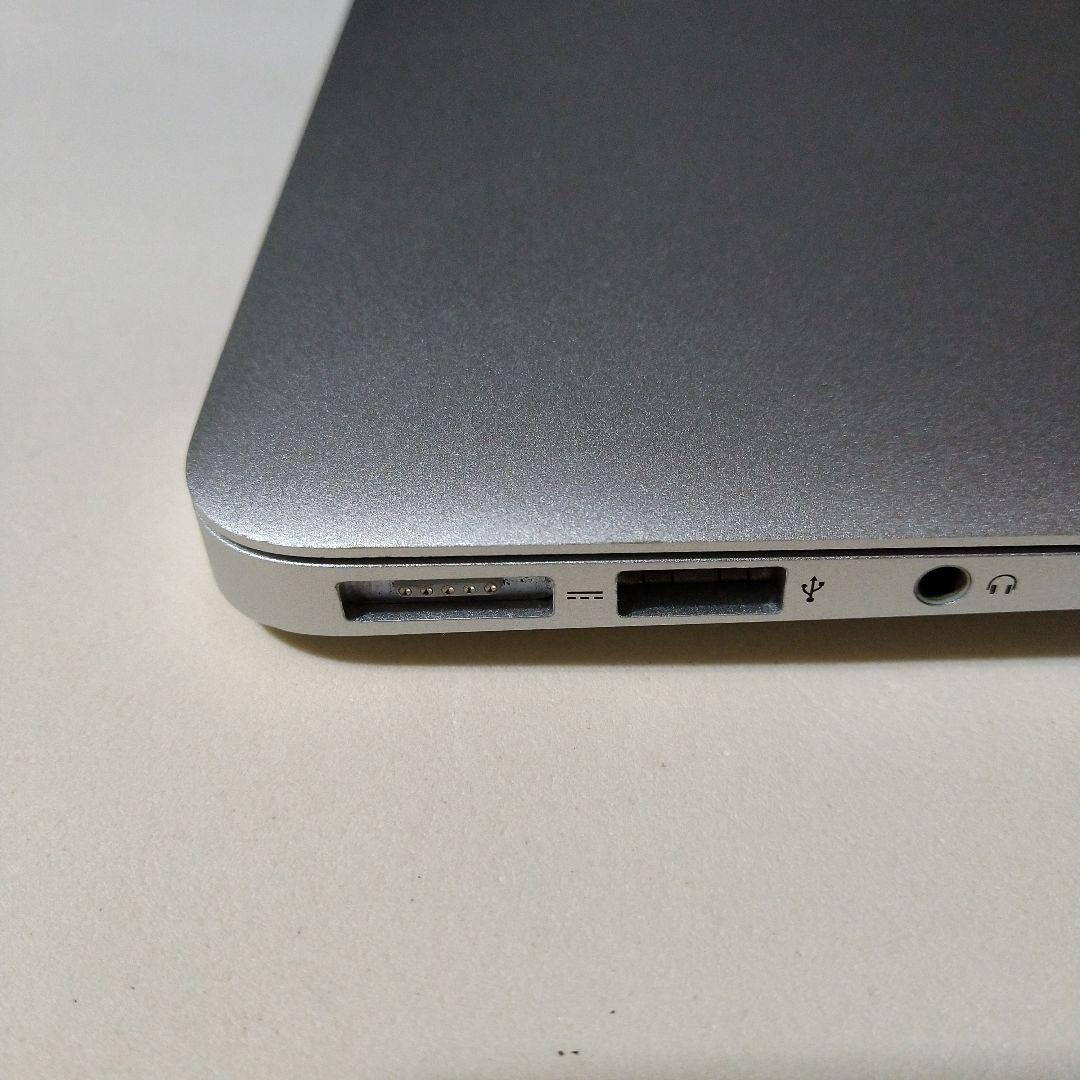 APPLE MacBook Air 13インチ 2014 A1466