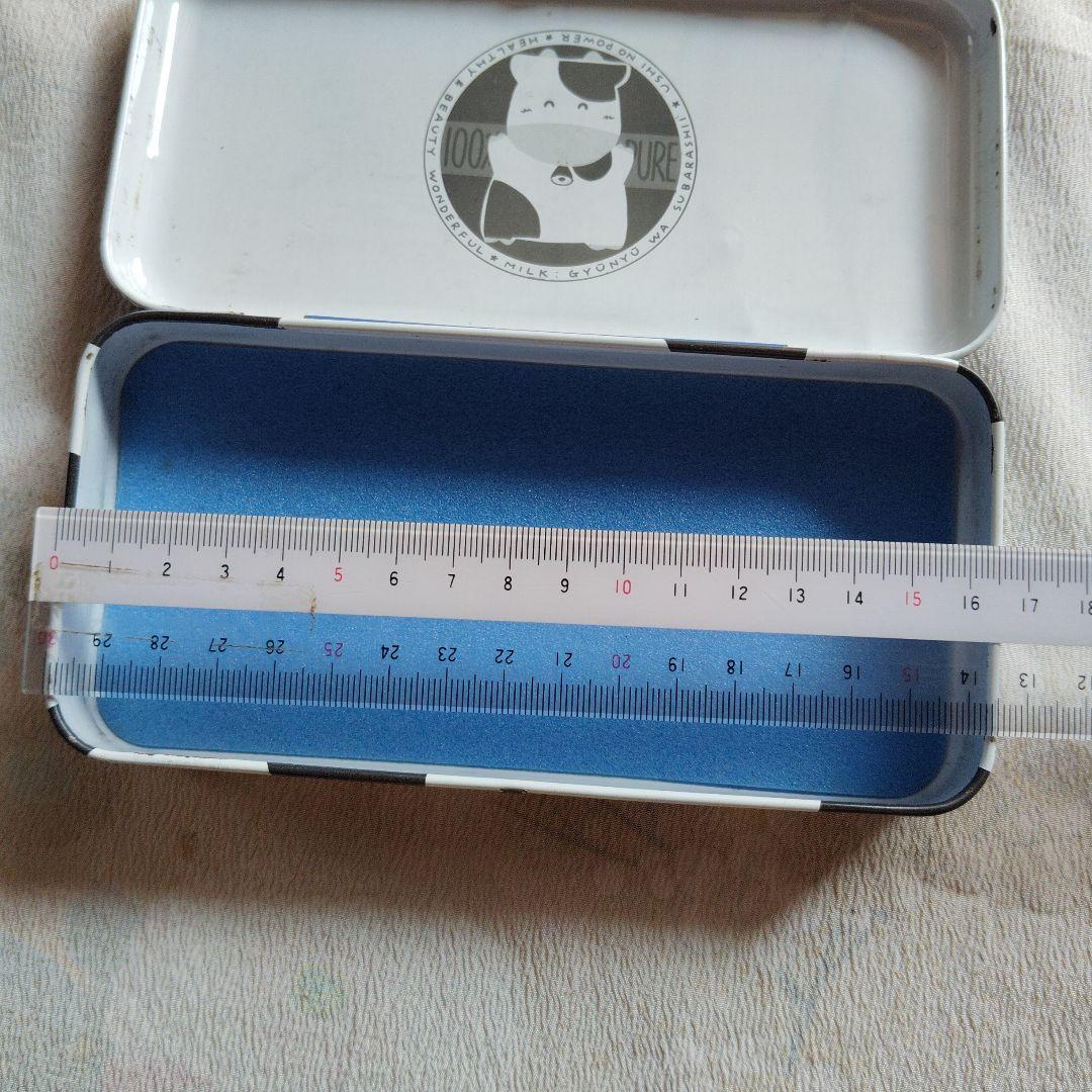 激レア！昭和レトロ　SAN-X 牛デザイン 筆箱 1988年製　筆入れ　缶ケース