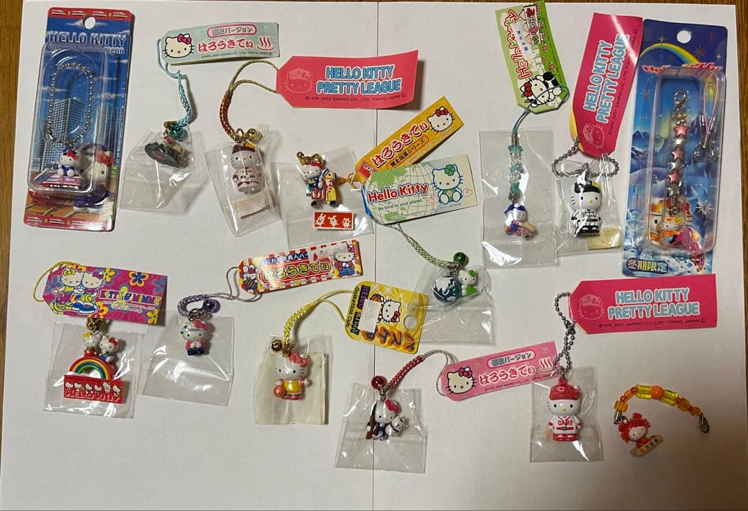 激レア多数！2001年〜ご当地キティ 105個　廃番多数　AI分析の半額ほど