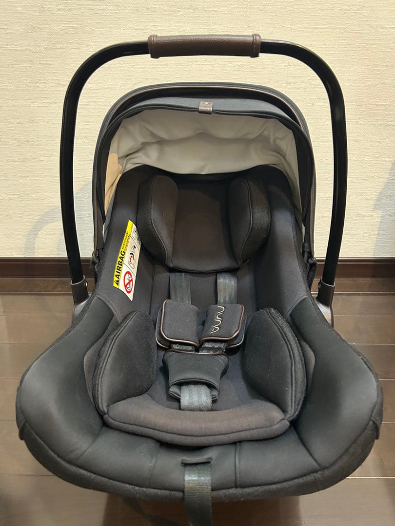 ヌナ nuna チャイルドシート　PIPA next リベテット