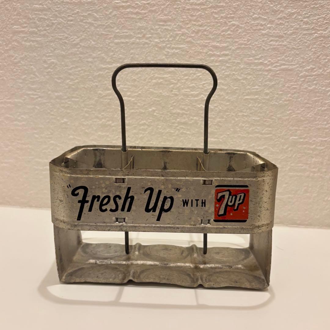 【7up セブンアップ】瓶ボトルキャリーケース　ヴィンテージ品