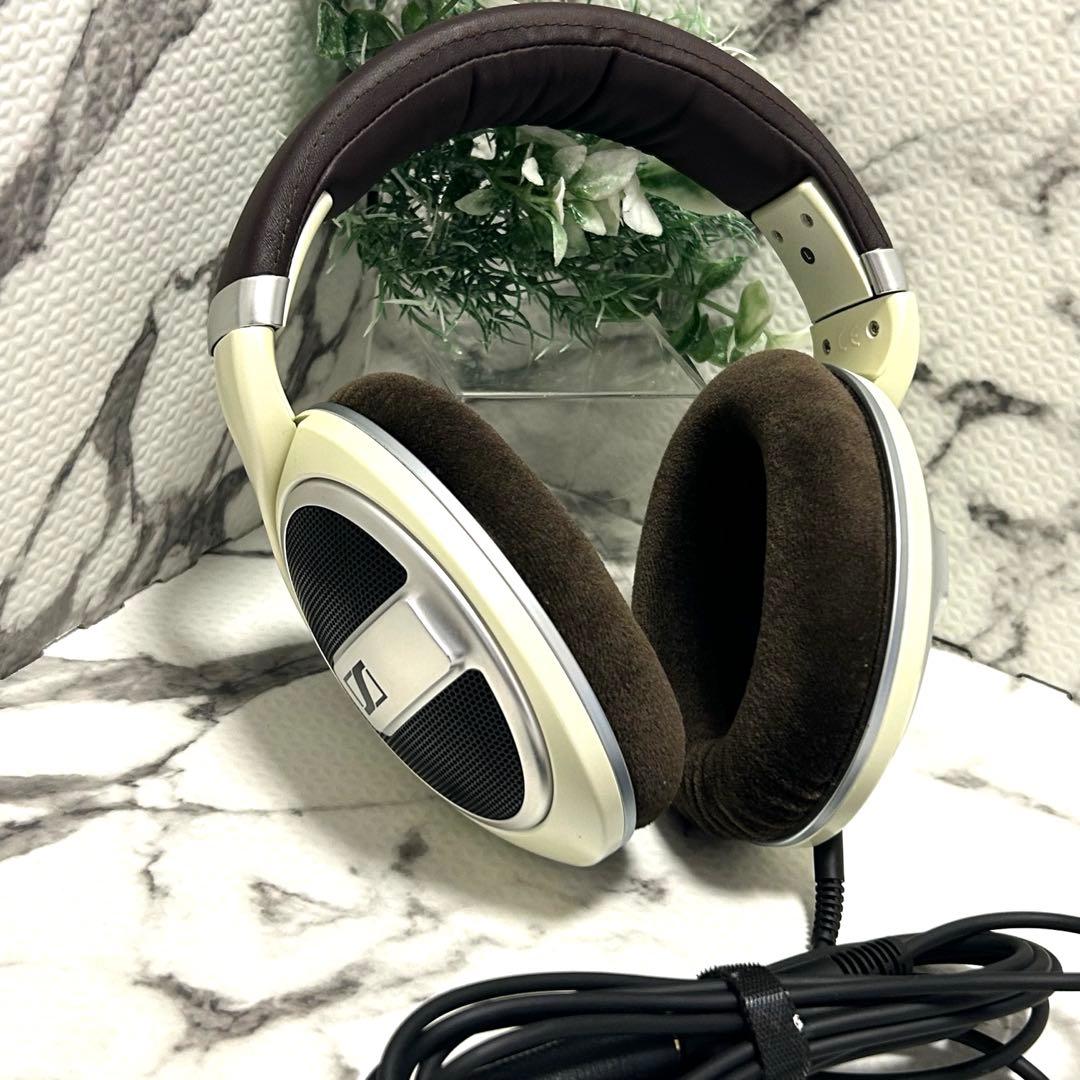 ✨美品　ゼンハイザー オープン型ヘッドフォン HD599