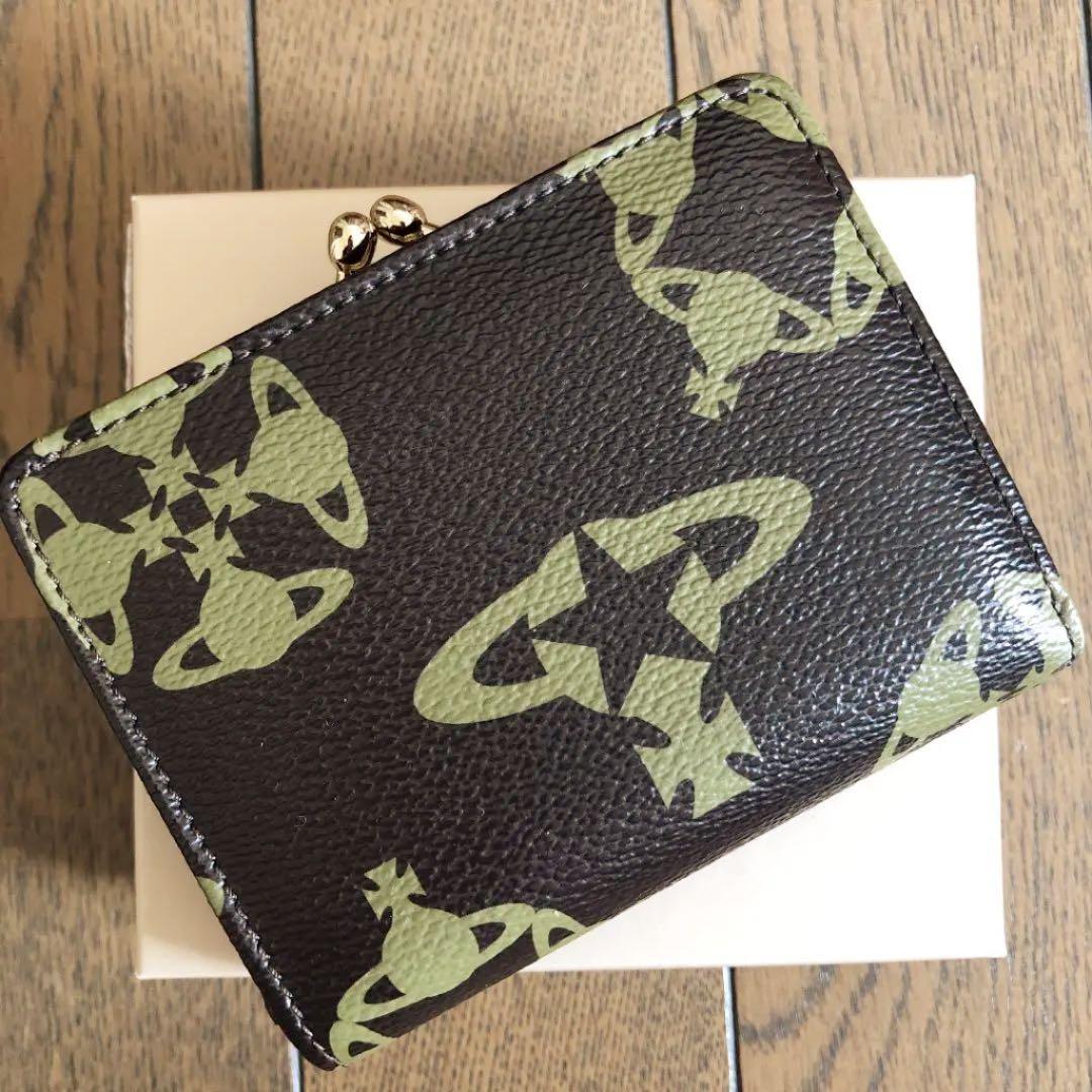 ヴィヴィアンウエストウッド　二つ折り財布