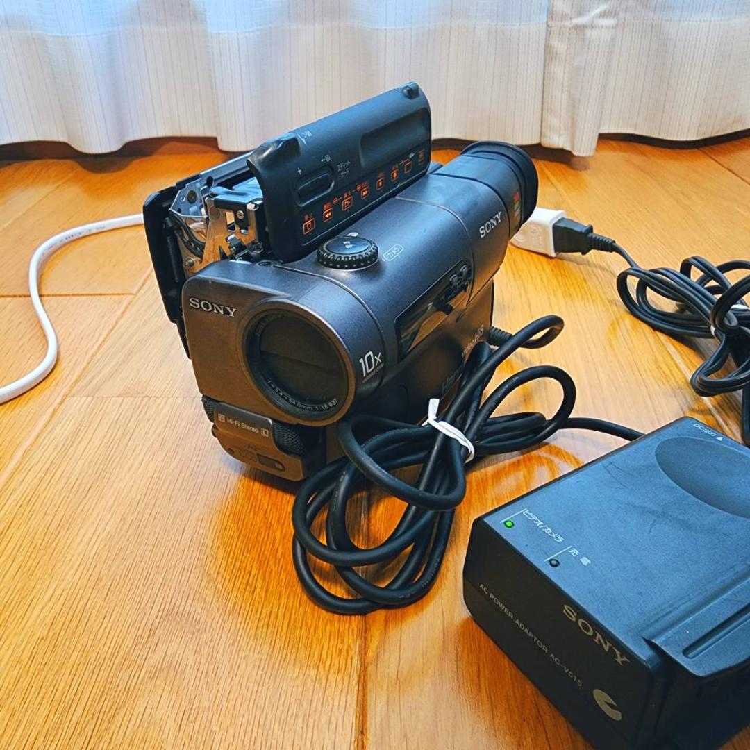 【動作確認済】高画質 Hi8 SONY ビデオカメラ CCD-TR3 セット