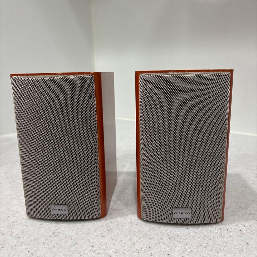 ONKYO NR365・ ONKYO サラウンドスピーカー5つ