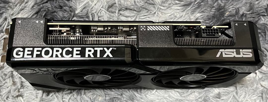 グラフィックボード・グラボ・ビデオカード ASUS GeForce RTX 4070 SUPER OC Edition