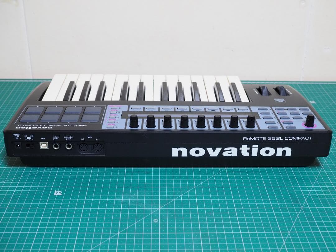 【中古・動作確認済】Novation ReMOTE 25 SL COMPACT