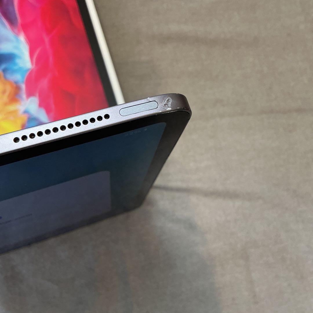 iPad Pro 11inch Wi-Fi+cellular 128GB おまけ