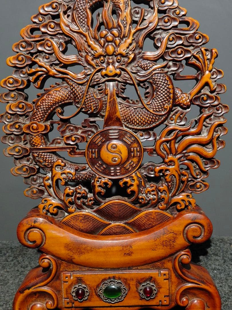 旧蔵 黄楊木 手彫り 龍戲珠 鏤空二連屏風 開運　置物 置物インテリア