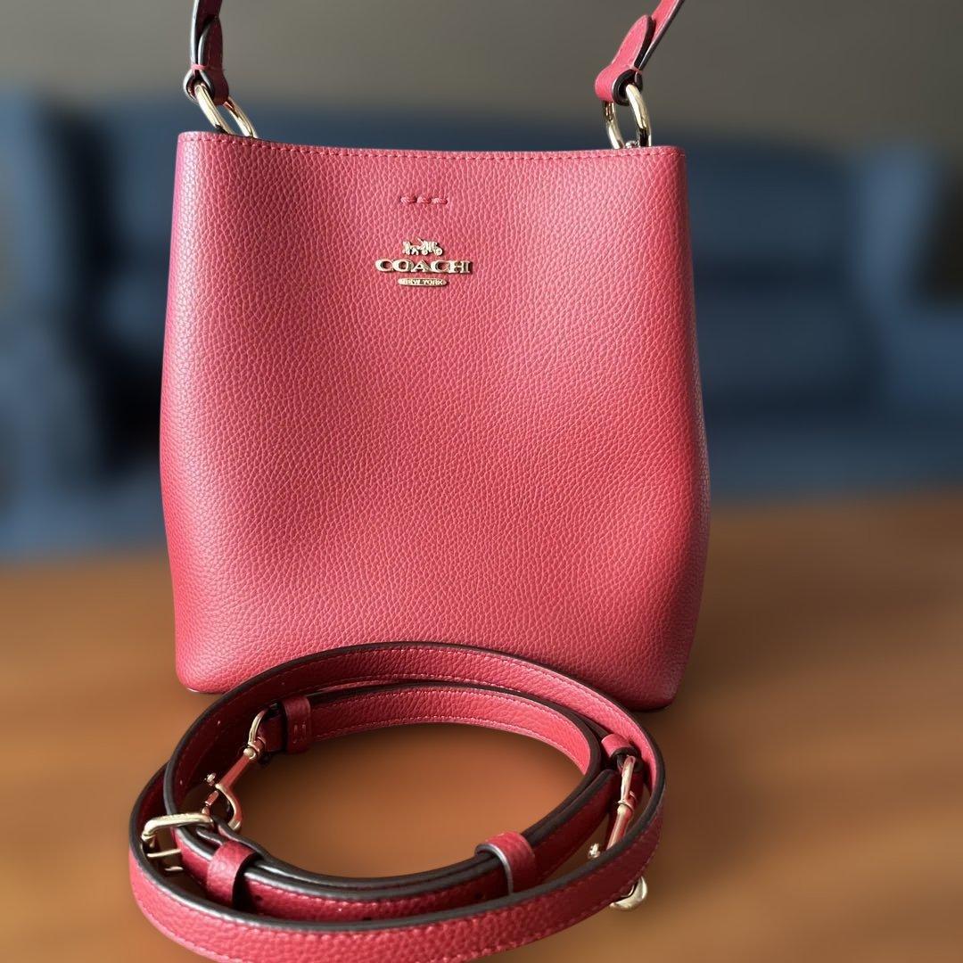 コーチ COACHスモールタウンバケットショルダー・ハンドバッグ2way レッド