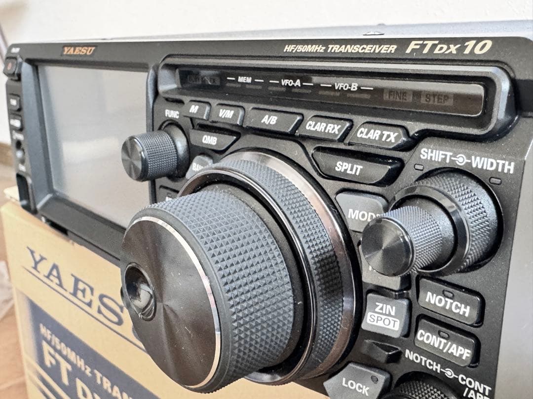 保証期間　八重洲無線　FTDX10 M HF/50MHz トランシーバー　50W