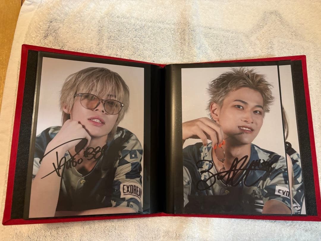 BsGravity 2025 1部　直筆サイン入りフォトブック