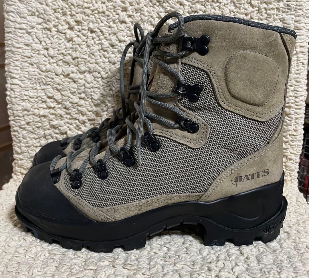 個人装備 BATES TORA BORA ALPINE E03600 8.5 R