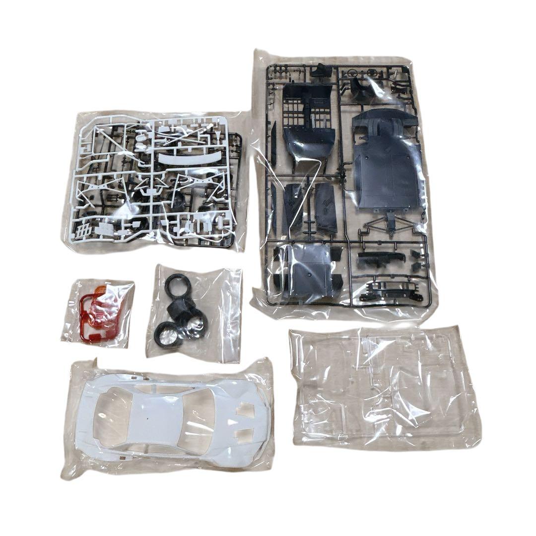 【希少品】未組立 1/24 ザナヴィ ニスモ GT-R R34 SPエディション