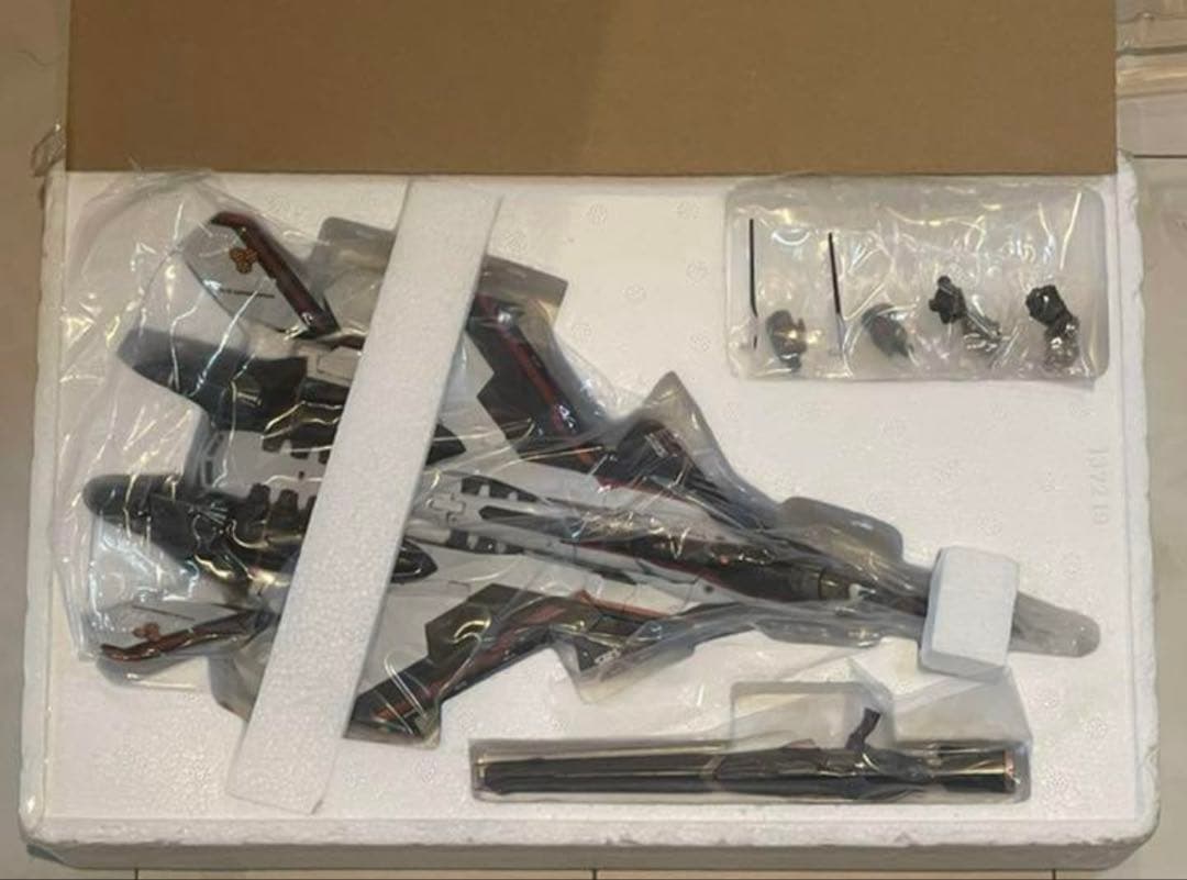 DX超合金 マクロス YF-30 クロノス【開封品】