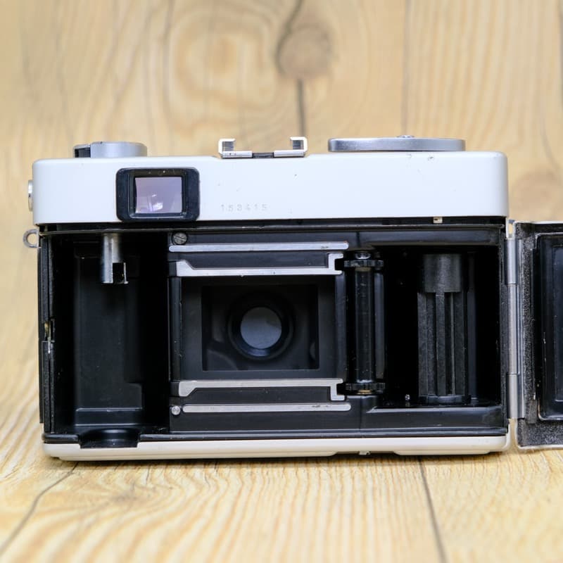 【整備品】珍品　KONICA C35 コニカ シルバーカウンター