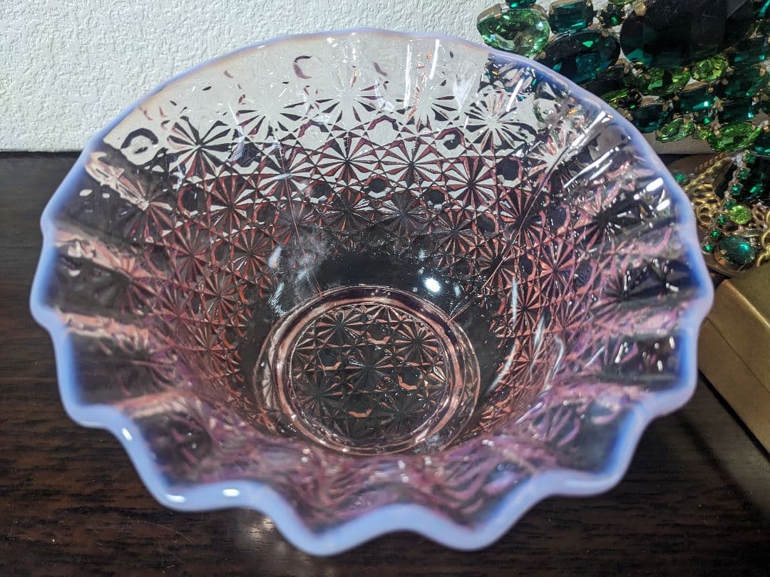 L.E.Smith ピンクオパルセント　ディジー＆ボタン Footed Bowl