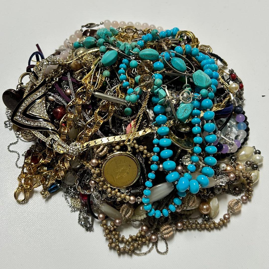 イミテーションまとめ売り　ヴィンテージ　アンティーク　ネックレスレディース【1】