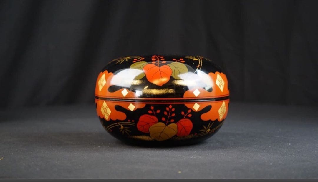 塗師 道場宗廣 作 黒真塗 正法寺 大喰籠 共箱 茶道具 桐紋 菓子器