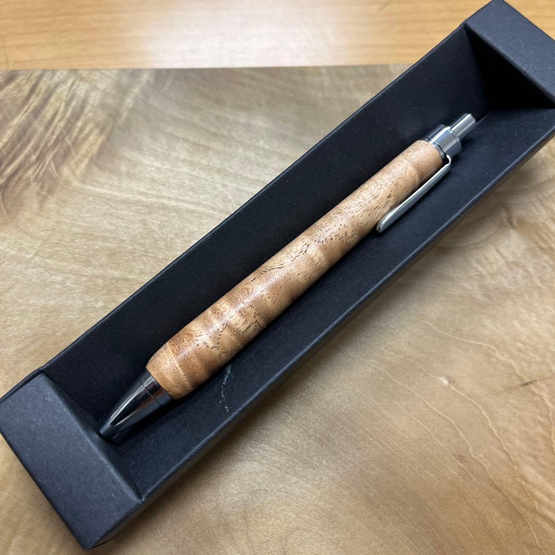 木軸ペン　ケンポナシ縮杢