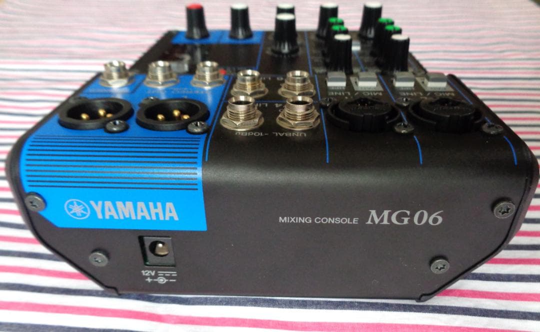 YAMAHA　ヤマハ　MG06　ミキサー