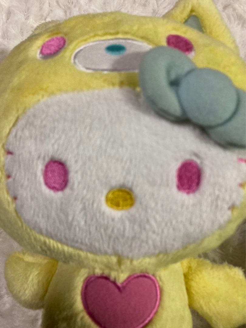 激レア ！ 2010年 ハローキティ ぬいぐるみ ご当地 北海道 キツネ