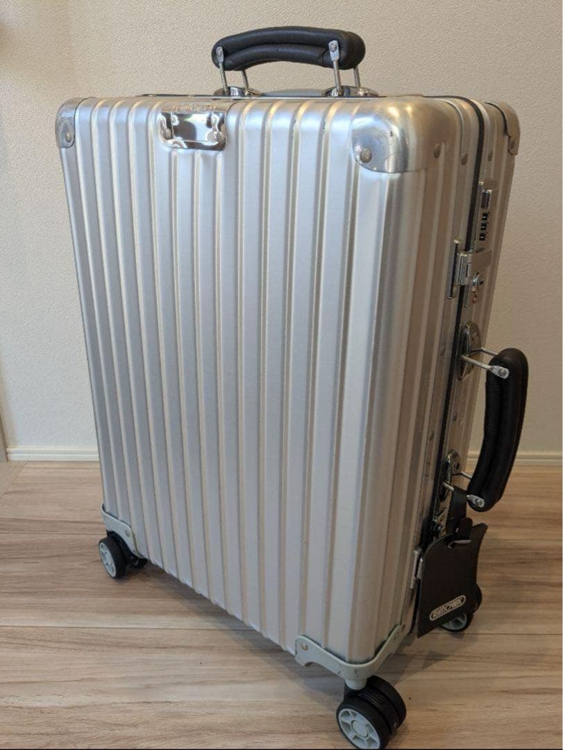 RIMOWA リモワ クラシックフライト 33L 4輪 機内持込可