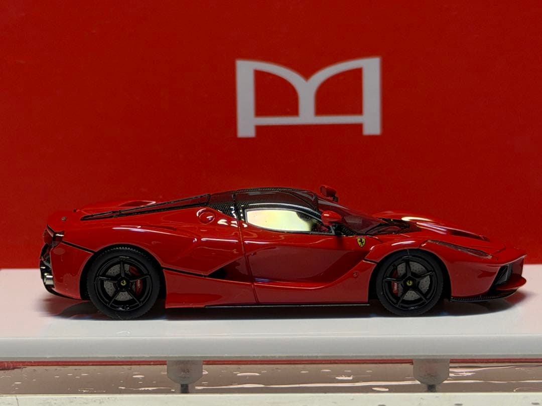 DMH 1/64 ラフェラーリ ロッソコルサ