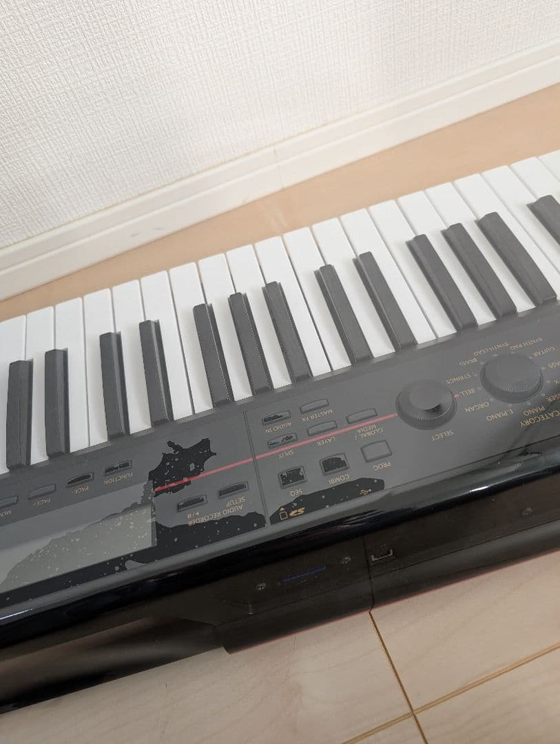 【美品】KORG(コルグ) シンセサイザー 「KROSS-61」