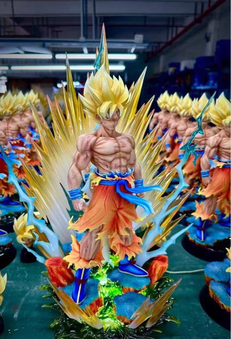ドラゴンボール 超サイヤ人 孫悟空 フィギュア 新品未組立 完成品
