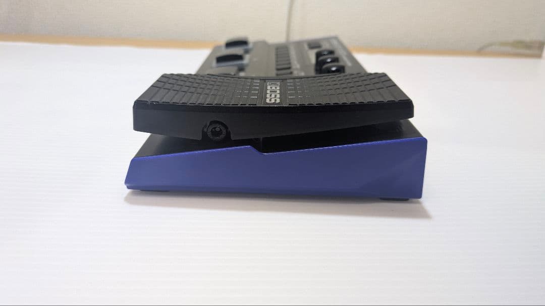 BOSS GT-1 マルチエフェクター 【動作確認済み】