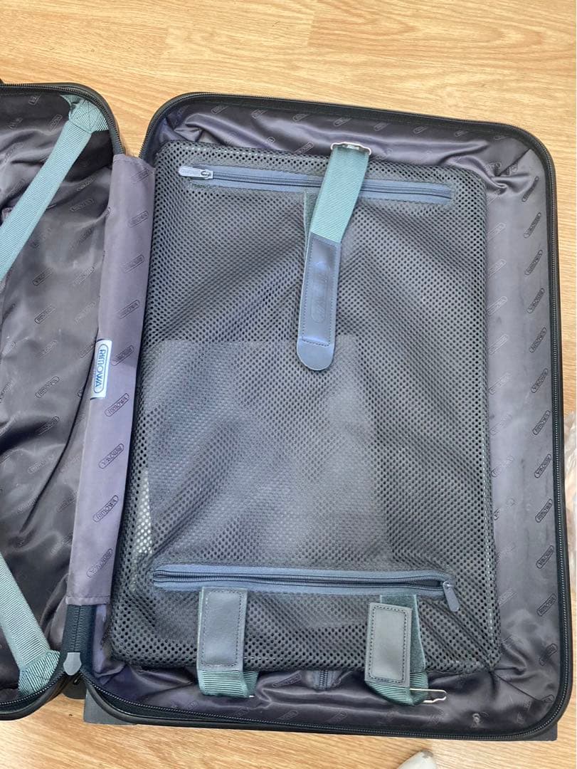 RIMOWA リモワ　キャリーバック