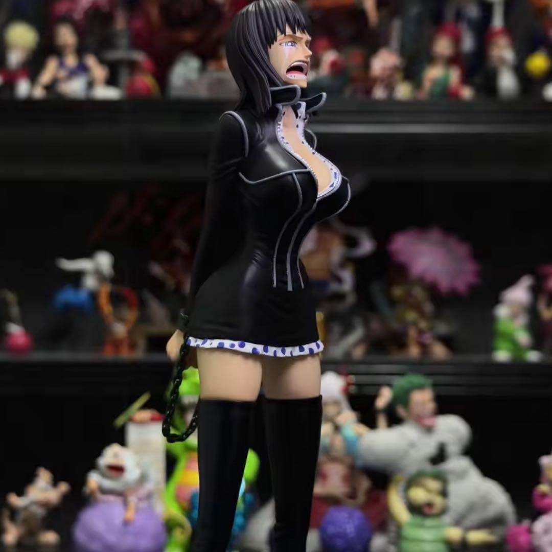 ワンピース ニコ・ロビン ガレージキット